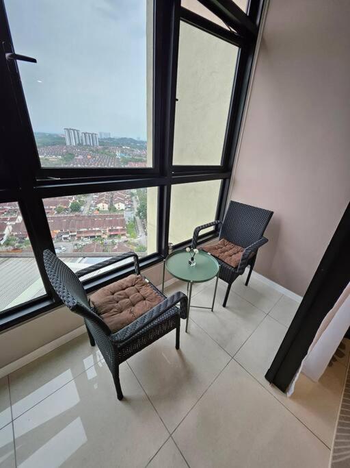 Apartment 3br The Luxurie At Paradigm Mall Residences Johor Bahru