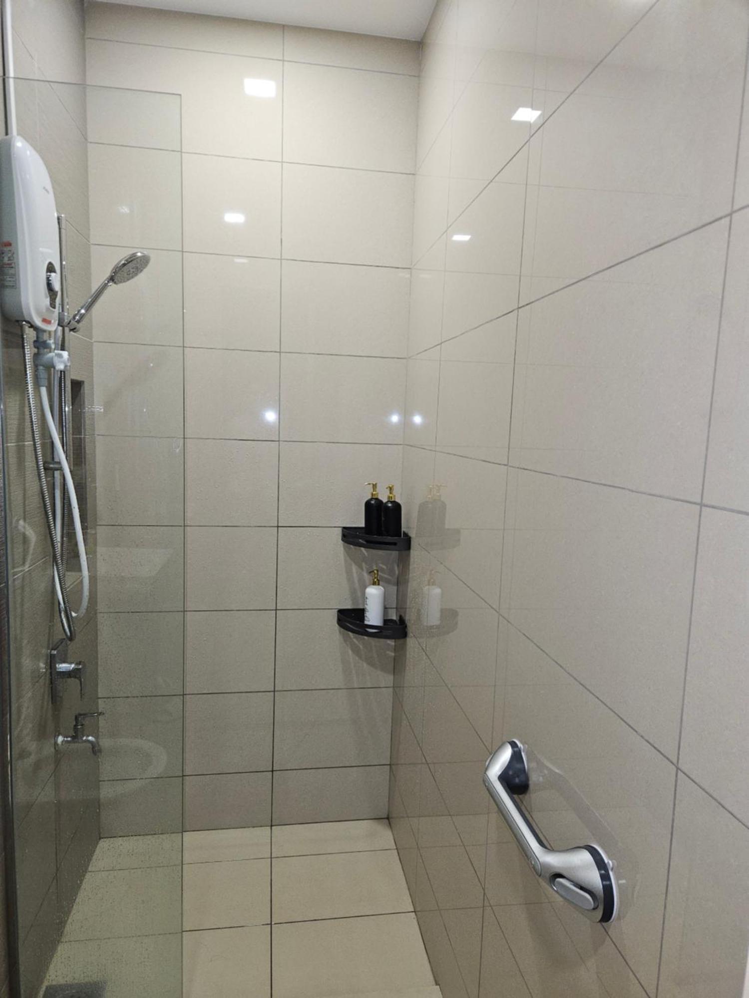 3br The Luxurie At Paradigm Mall Residences * Johor Bahru